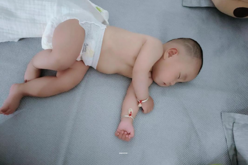 临朐孕妇肚子一跳一跳
